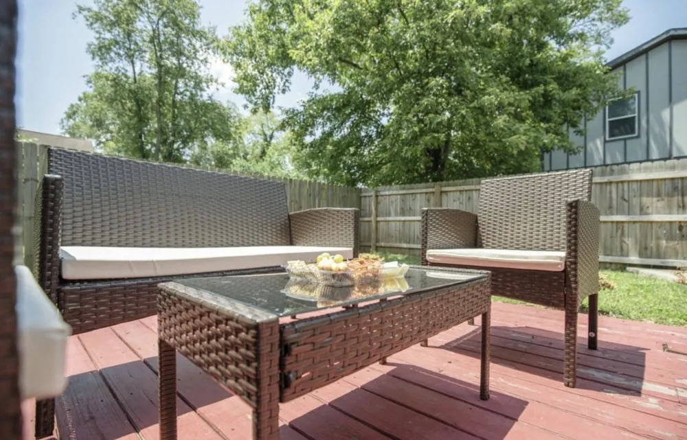 928 N 6th St Nashville, TN 37207