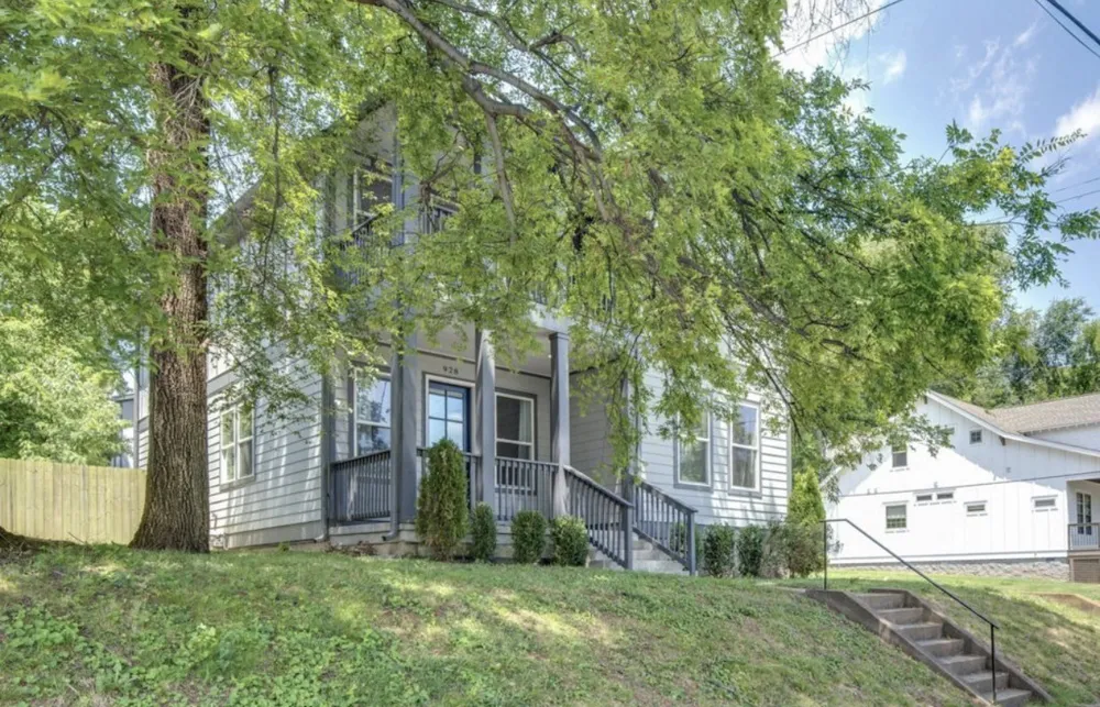 928 N 6th St Nashville, TN 37207