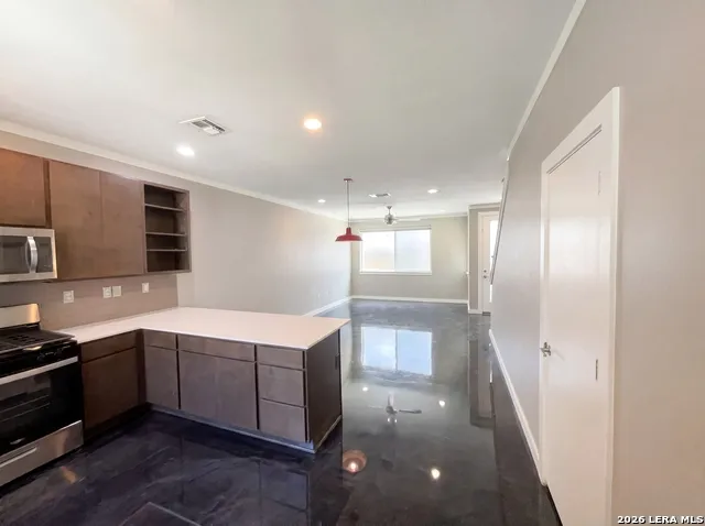 330 Clay #UNIT 8 San Antonio, TX 78204