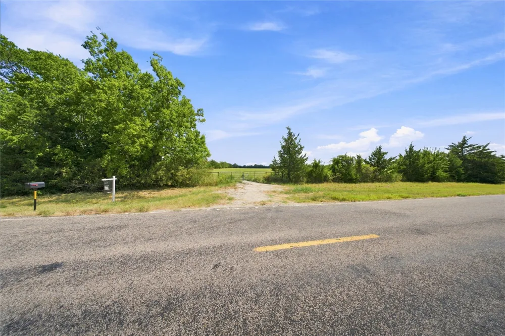 Farm Road 905 Pattonville, TX 75468