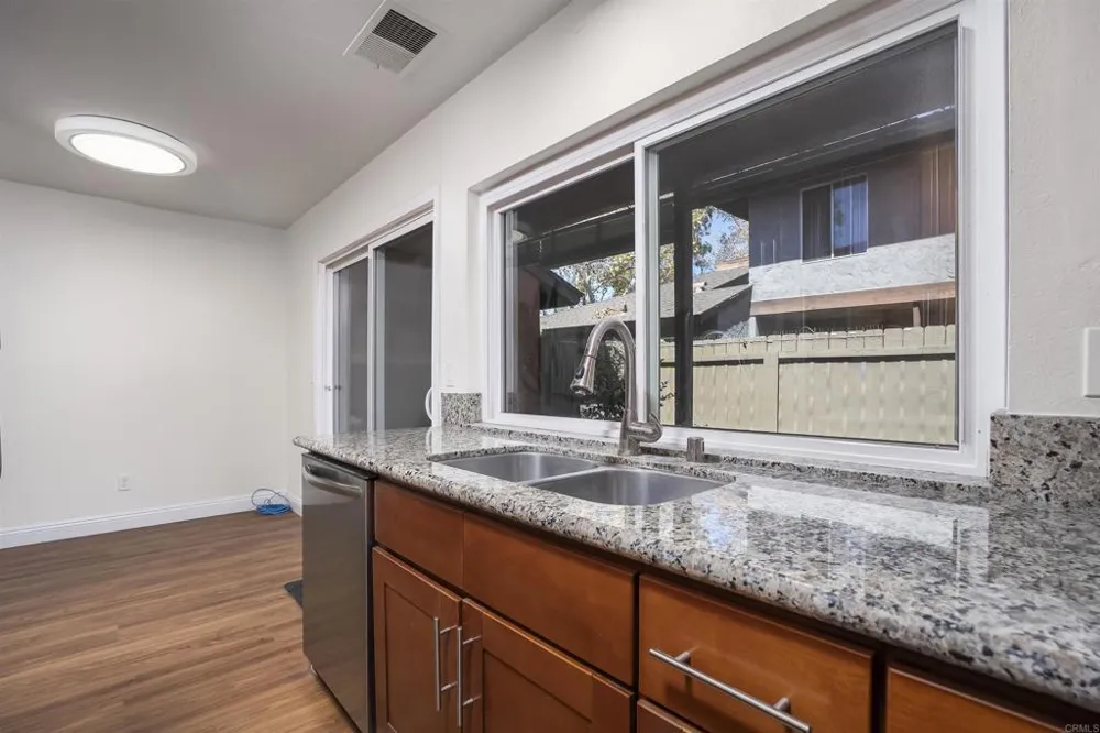 1652 Summertime Dr El Cajon, CA 92021