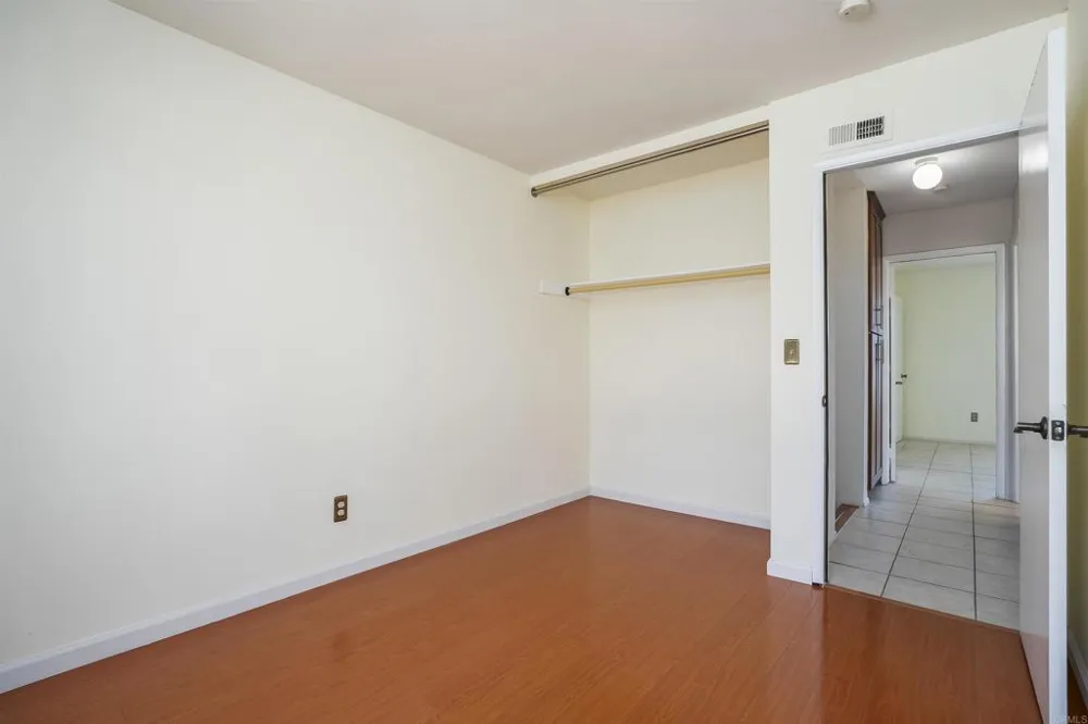 1652 Summertime Dr El Cajon, CA 92021