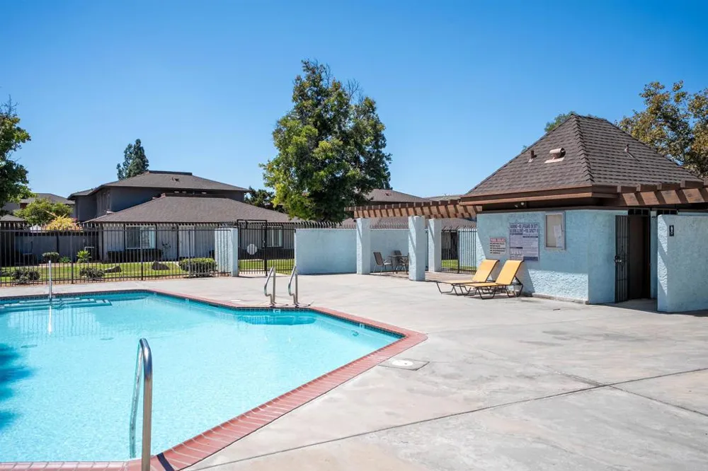 1652 Summertime Dr El Cajon, CA 92021