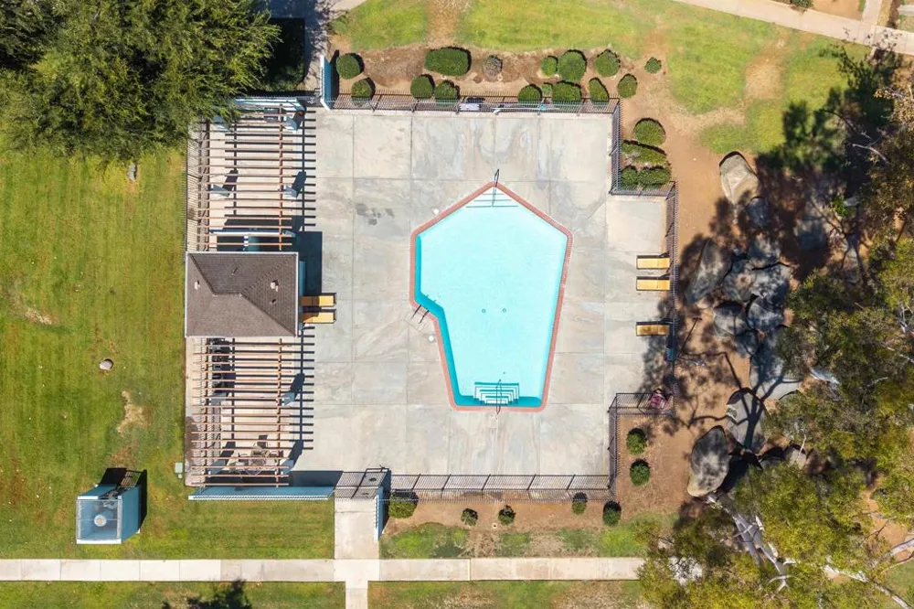 1652 Summertime Dr El Cajon, CA 92021