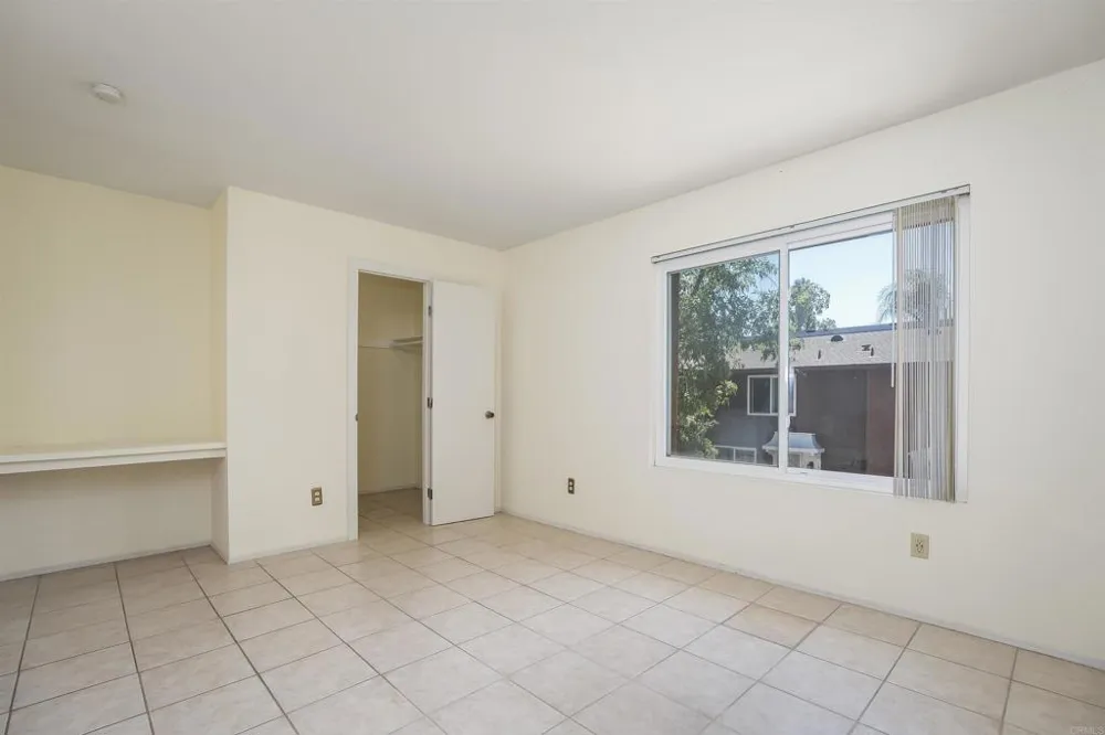 1652 Summertime Dr El Cajon, CA 92021