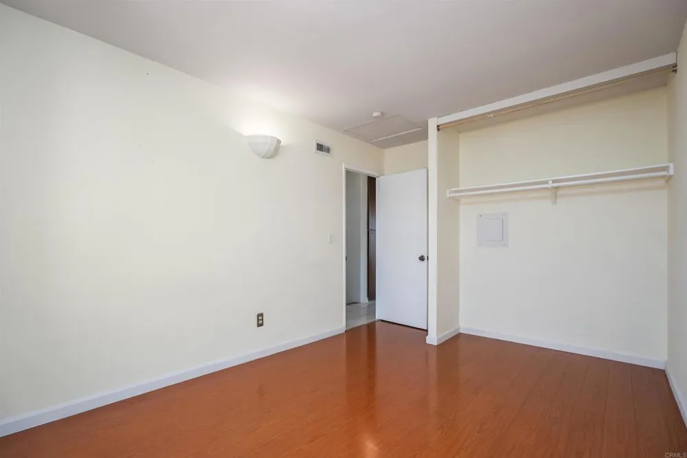 1652 Summertime Dr El Cajon, CA 92021