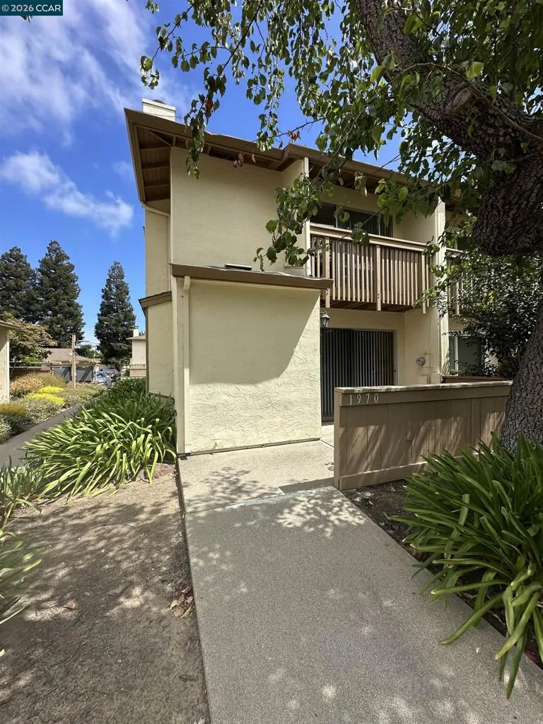 1970 Pomar Way Walnut Creek, CA 94598