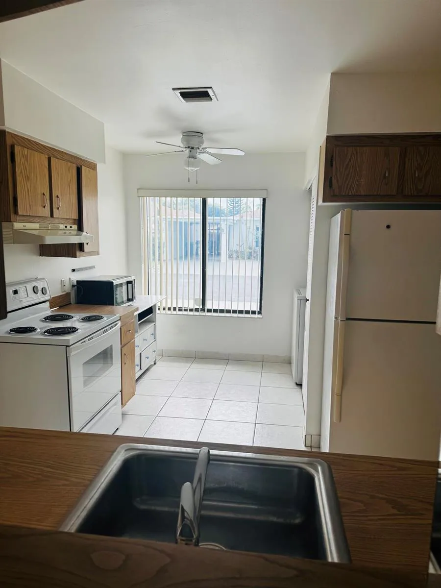 14858 Wildflower Lane Delray Beach, FL 33446