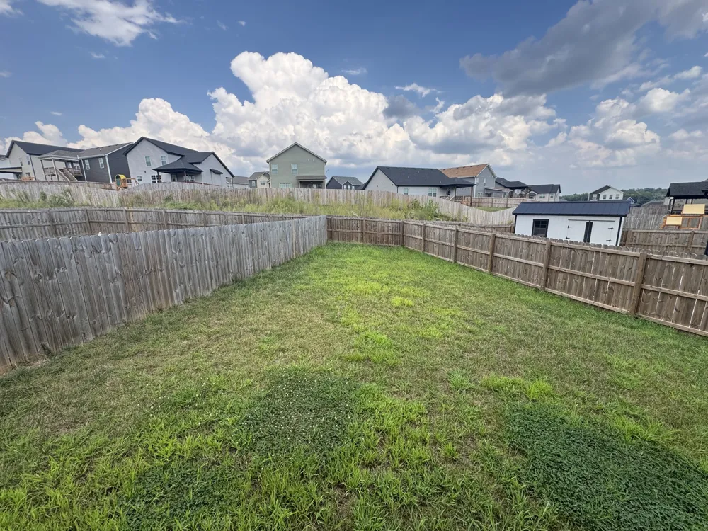 221 Ardell Dr Clarksville, TN 37040