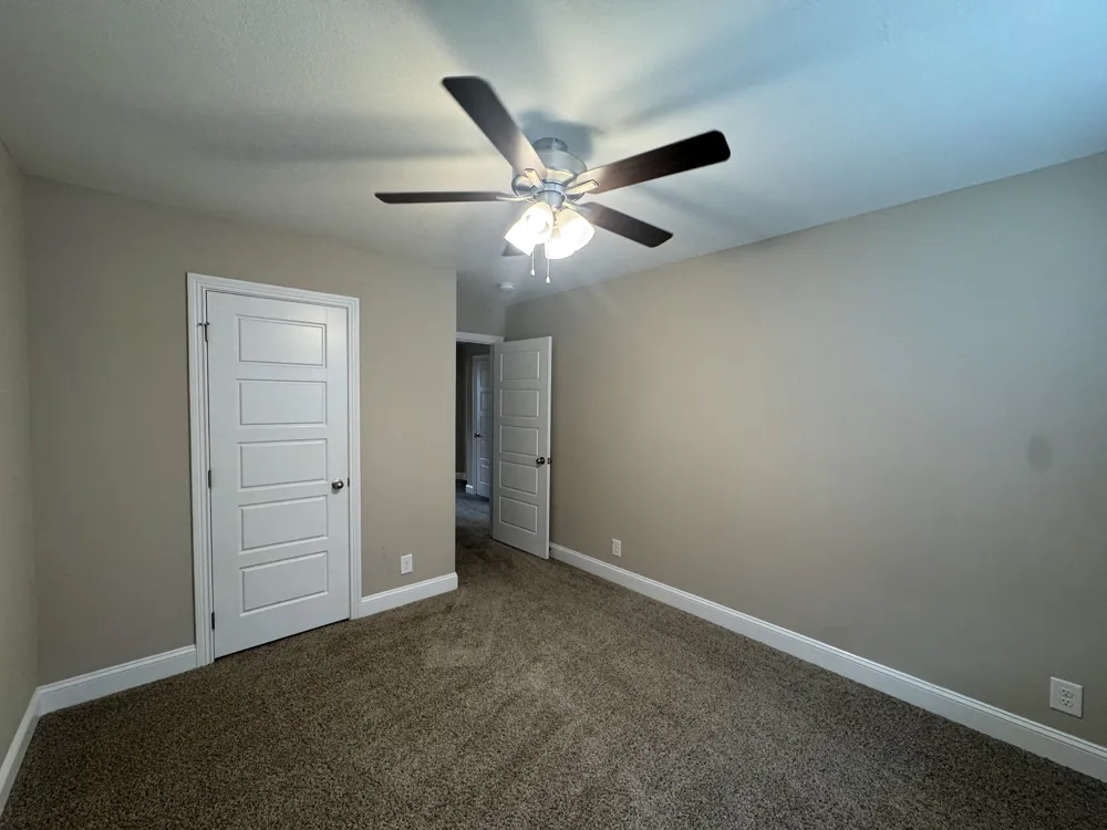 221 Ardell Dr Clarksville, TN 37040