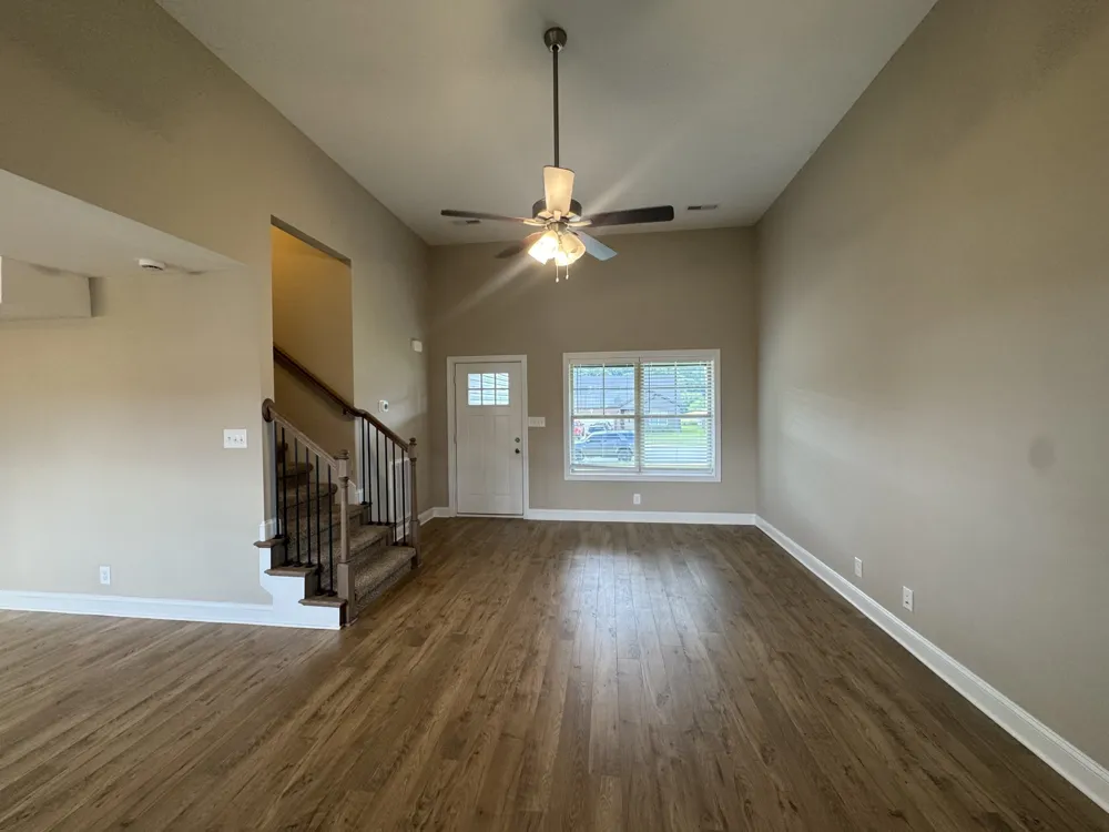 221 Ardell Dr Clarksville, TN 37040