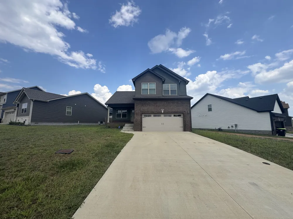 221 Ardell Dr Clarksville, TN 37040
