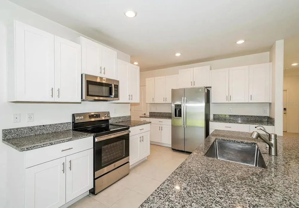 36590 GARDEN WALL WAY Zephyrhills, FL 33541