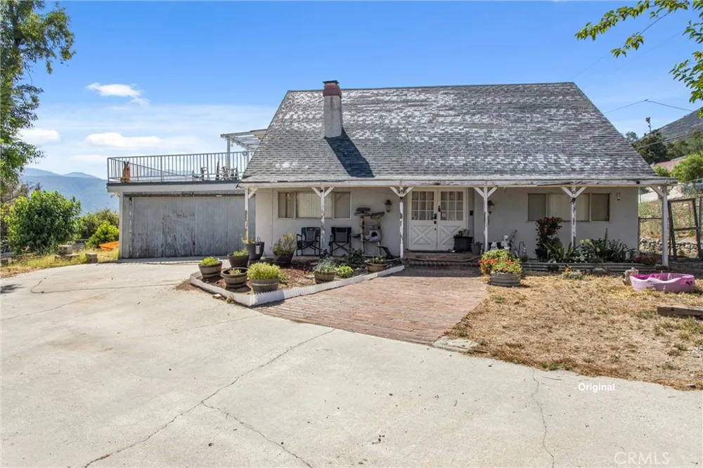 810 Hillyfield San Bernardino, CA 92407