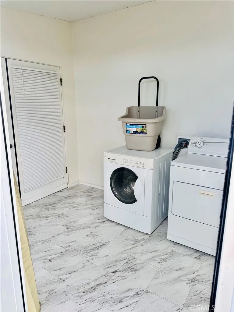 1404 Lark Court Santa Maria, CA 93454