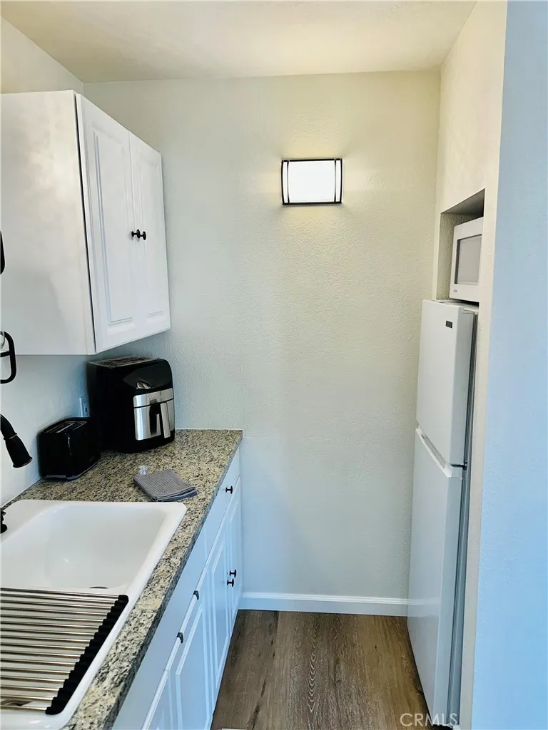 1404 Lark Court Santa Maria, CA 93454