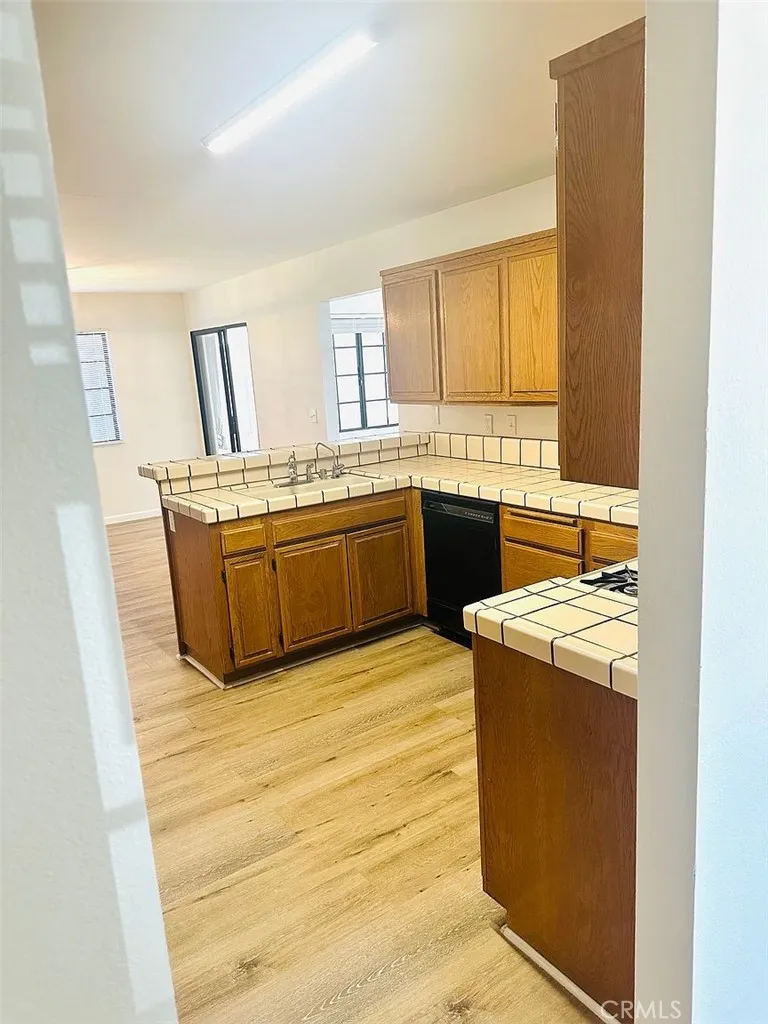1404 Lark Court Santa Maria, CA 93454
