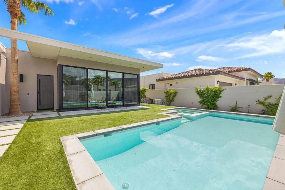 57812 Santo Thomas La Quinta, CA 92253
