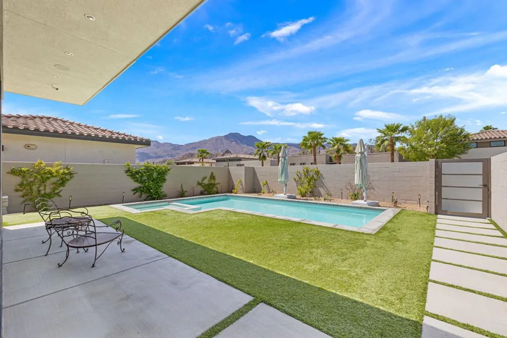 57812 Santo Thomas La Quinta, CA 92253