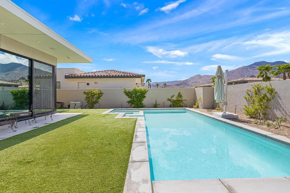 57812 Santo Thomas La Quinta, CA 92253