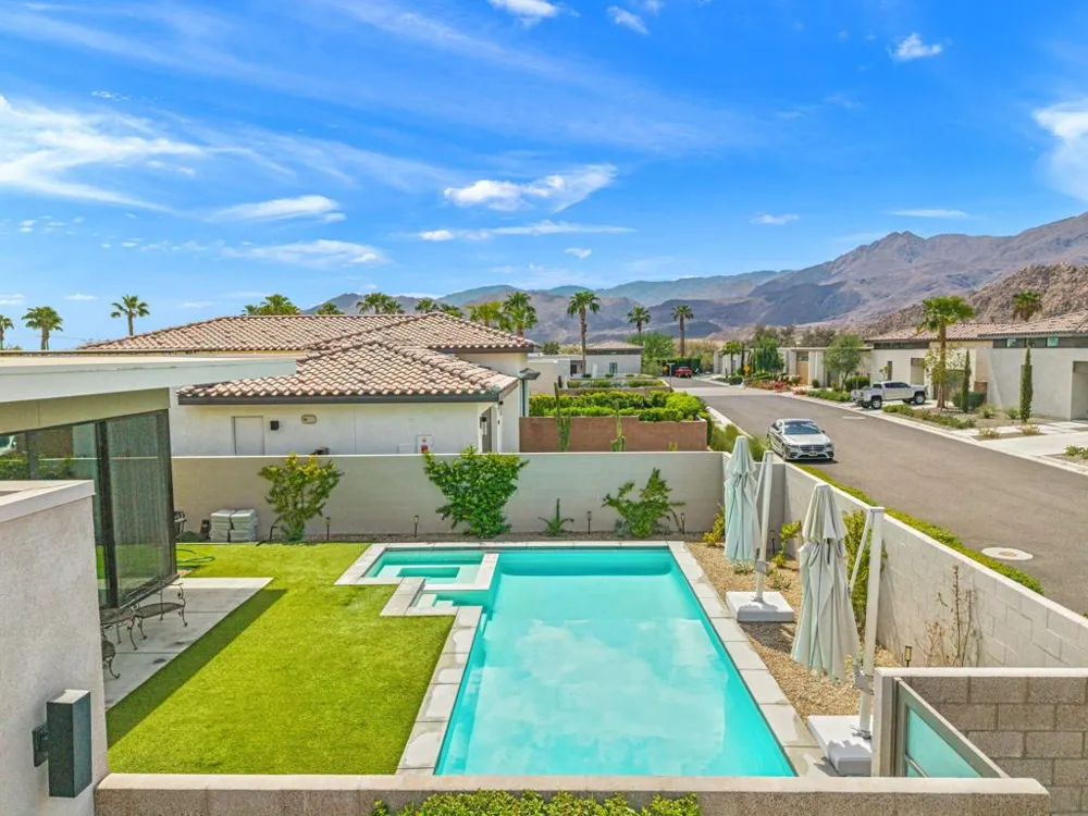 57812 Santo Thomas La Quinta, CA 92253