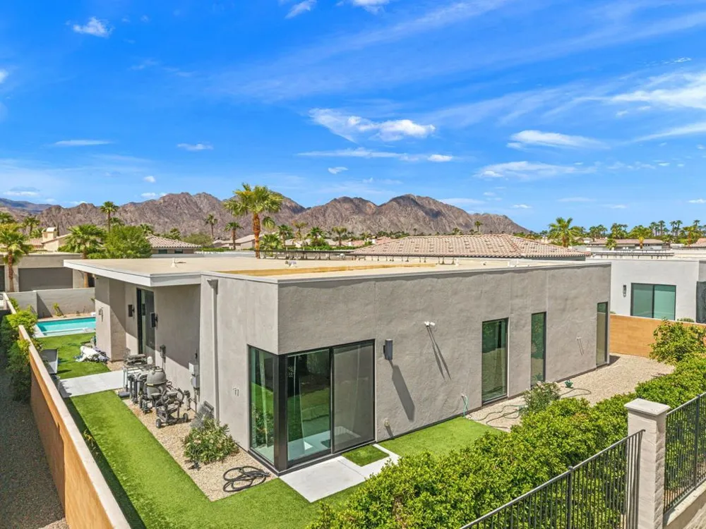 57812 Santo Thomas La Quinta, CA 92253