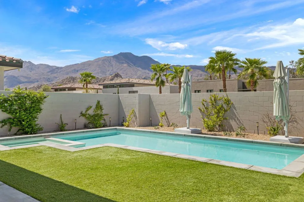57812 Santo Thomas La Quinta, CA 92253