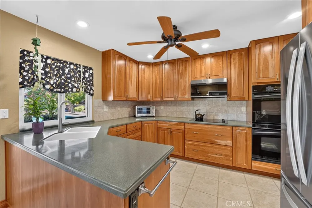 657 Kimball Lane Redlands, CA 92373