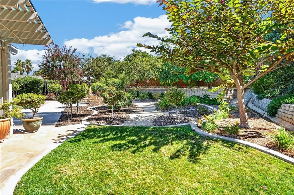 657 Kimball Lane Redlands, CA 92373