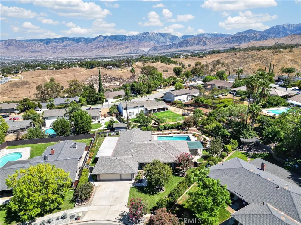657 Kimball Lane Redlands, CA 92373
