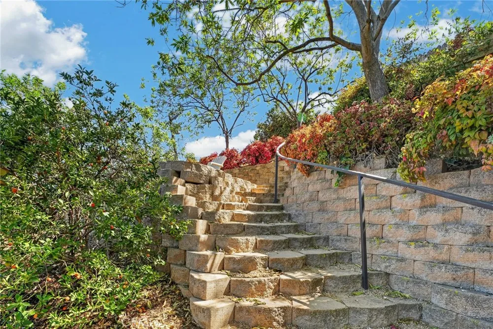 657 Kimball Lane Redlands, CA 92373