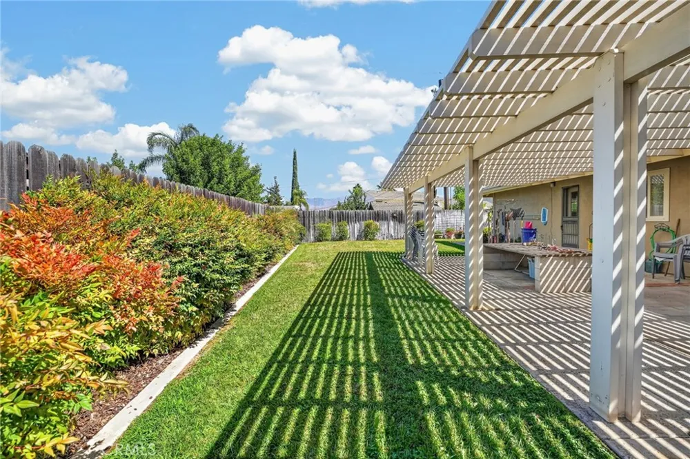 657 Kimball Lane Redlands, CA 92373