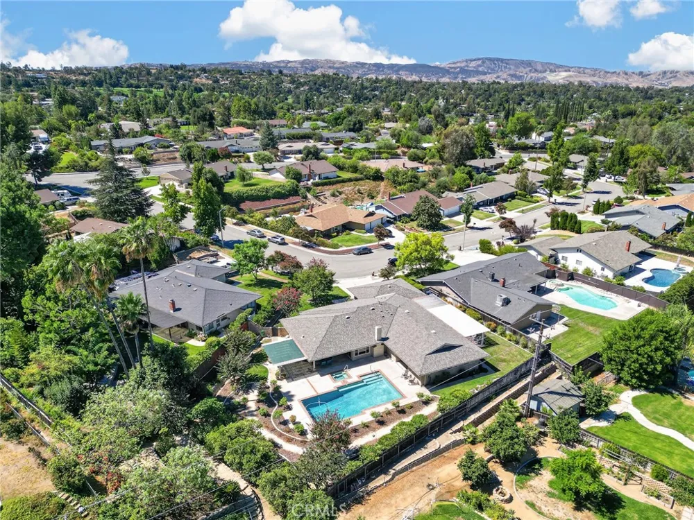 657 Kimball Lane Redlands, CA 92373