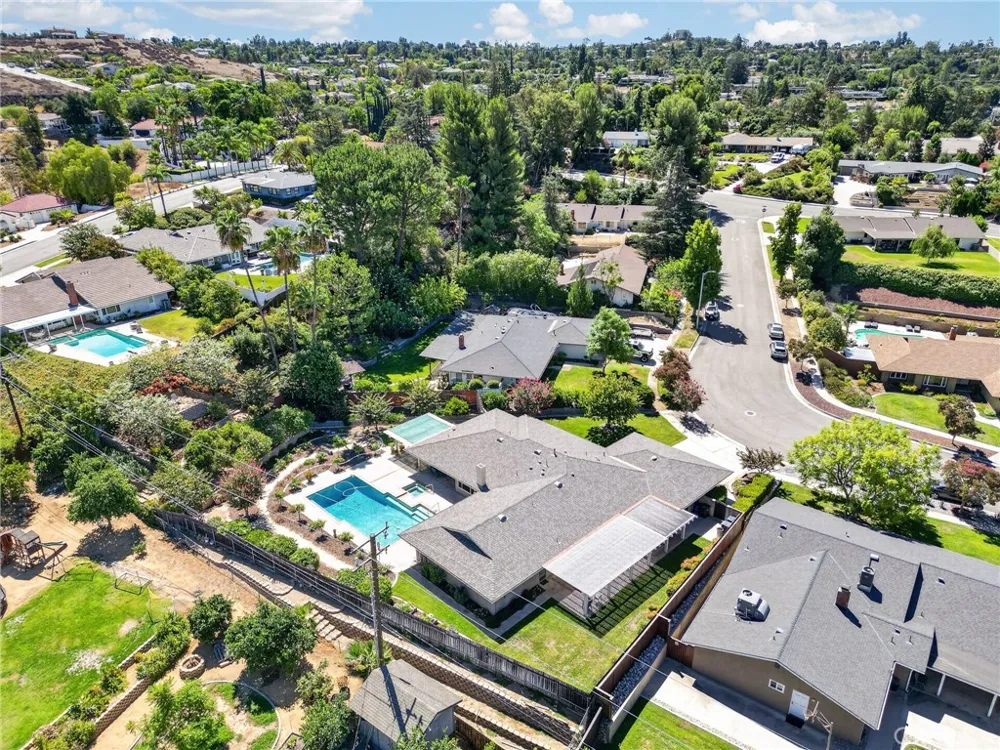 657 Kimball Lane Redlands, CA 92373