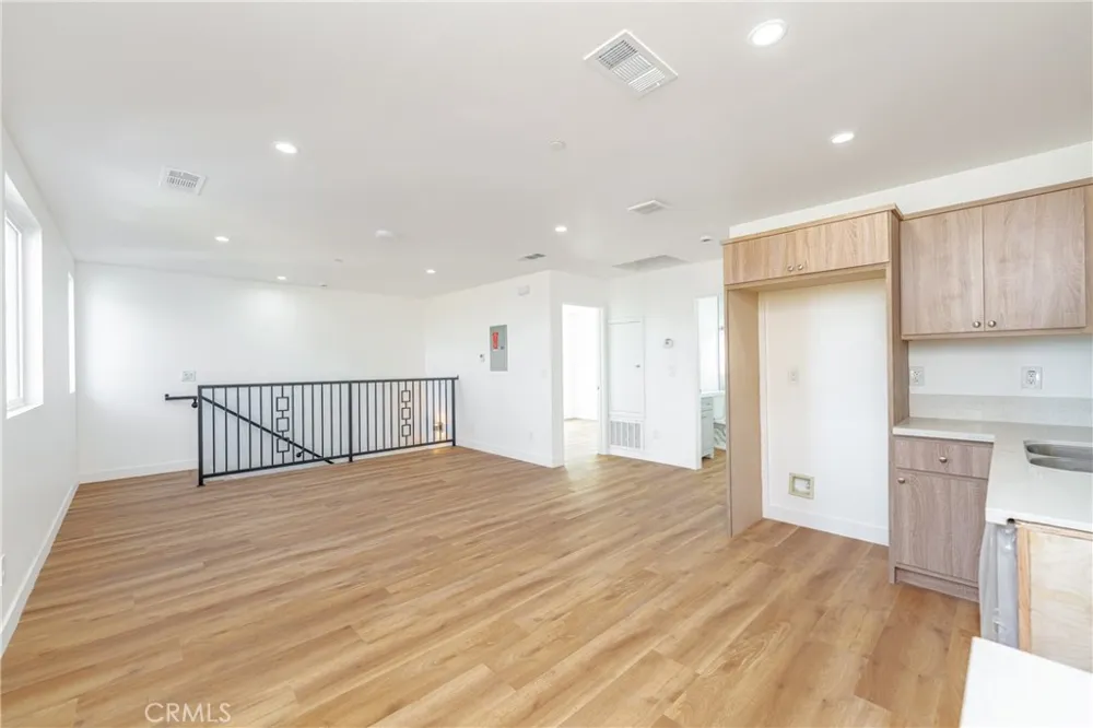 1187 E 59th Place Los Angeles, CA 90001