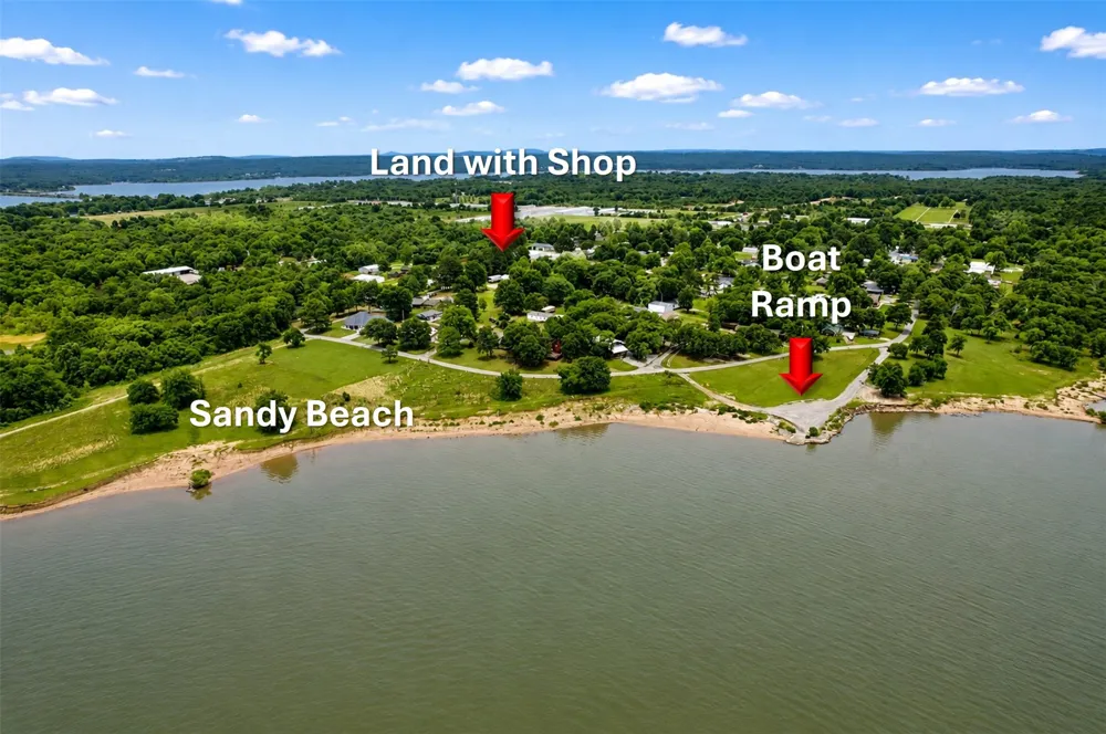 328 Hamilton Road Eufaula, OK 74432