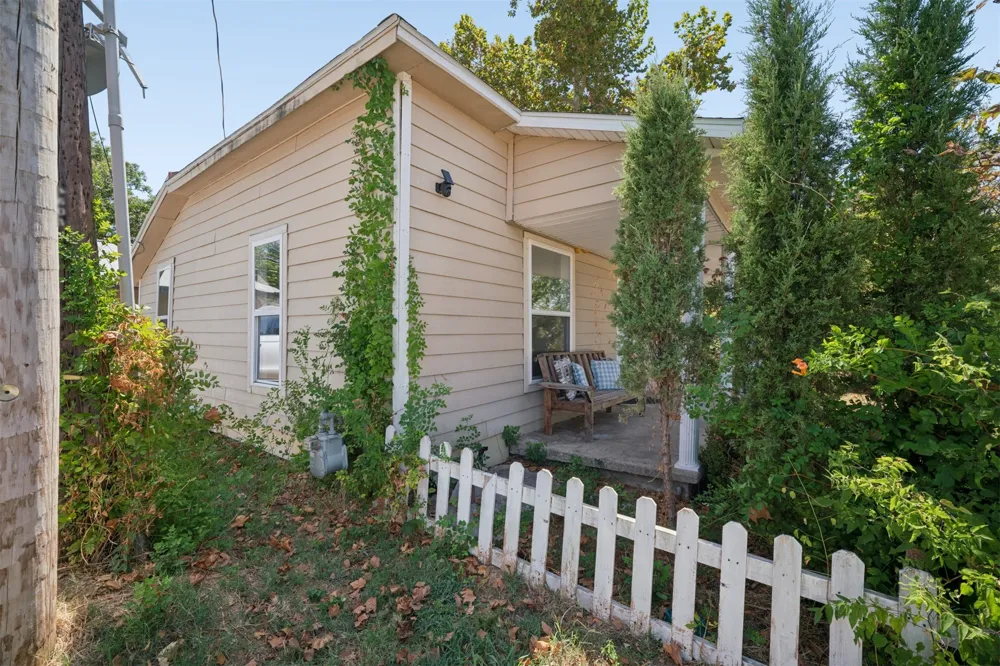 408 Lavira Avenue Claremore, OK 74017