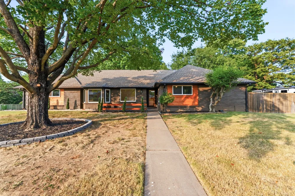 6655 S 67th EastAvenue Tulsa, OK 74133