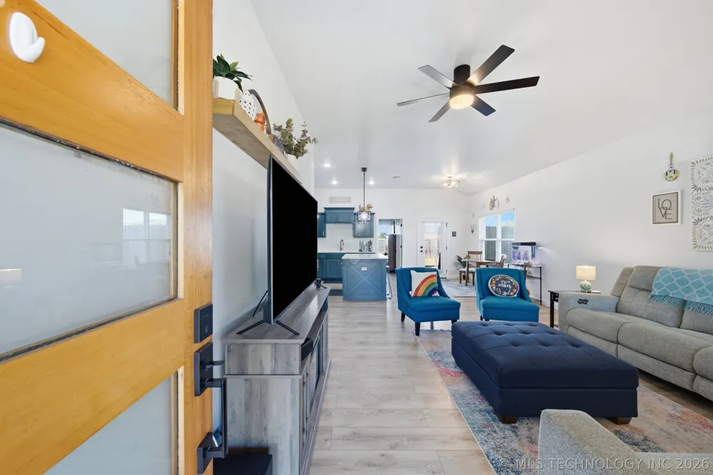 633 E Allen Street Kellyville, OK 74039