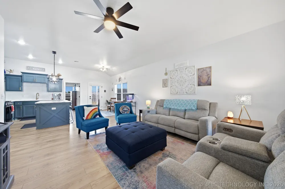 633 E Allen Street Kellyville, OK 74039
