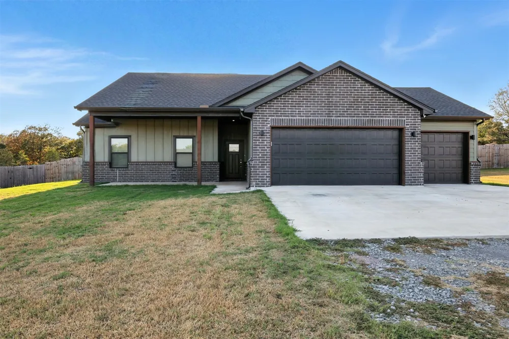 25079 S 519 ROAD Park Hill, OK 74451