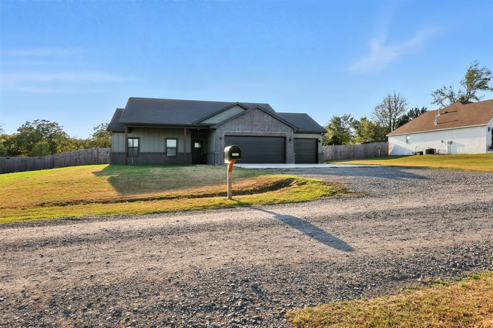 25079 S 519 ROAD Park Hill, OK 74451