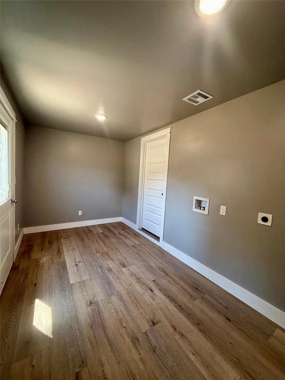 1411 W 1st Street Sulphur, OK 73086