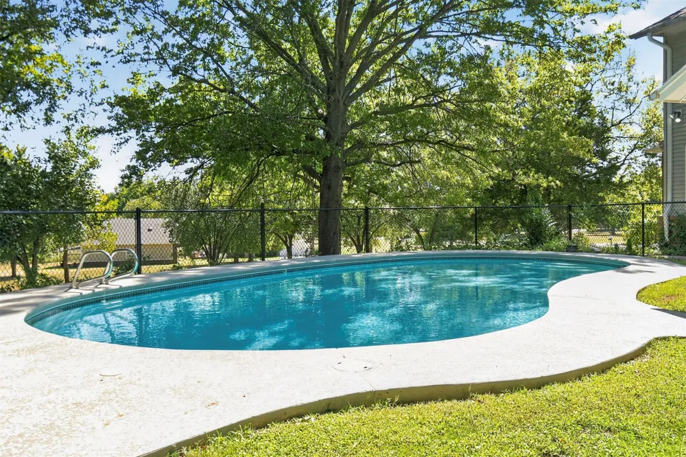 1904 College Park Road Claremore, OK 74017