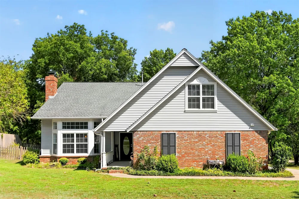 1904 College Park Road Claremore, OK 74017