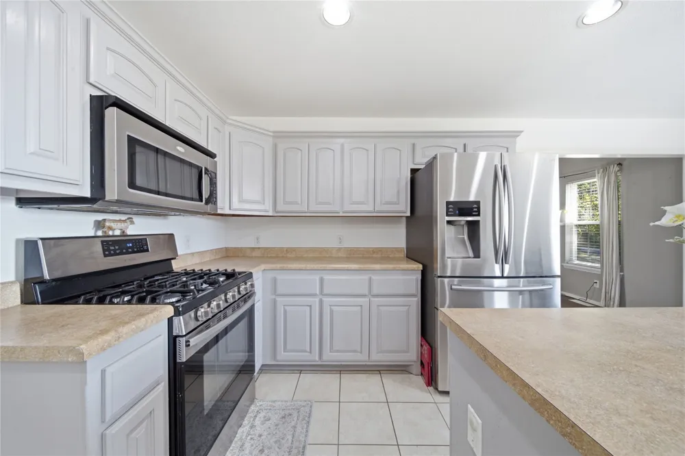 107 E 116th Place Jenks, OK 74037