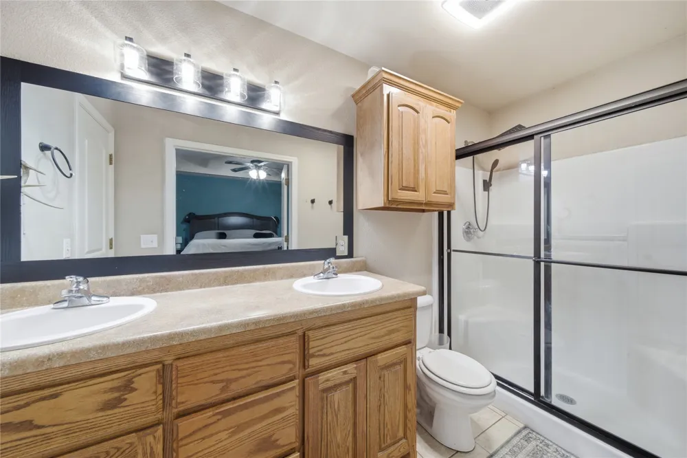 107 E 116th Place Jenks, OK 74037