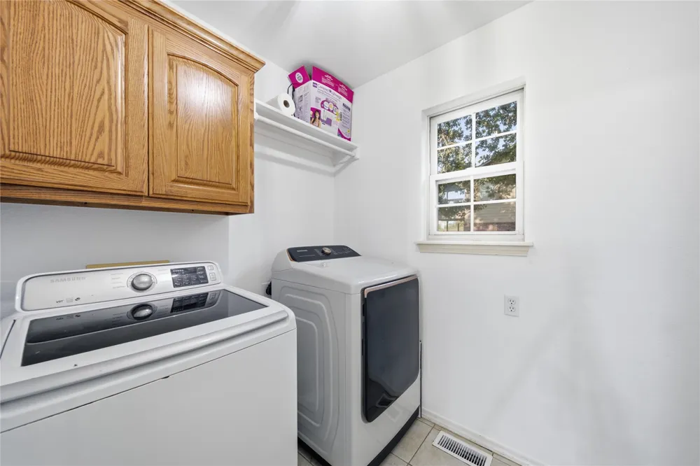 107 E 116th Place Jenks, OK 74037