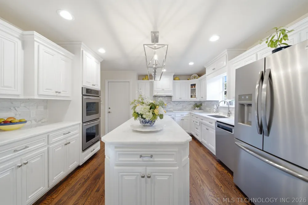 7911 S Hudson Avenue Tulsa, OK 74136