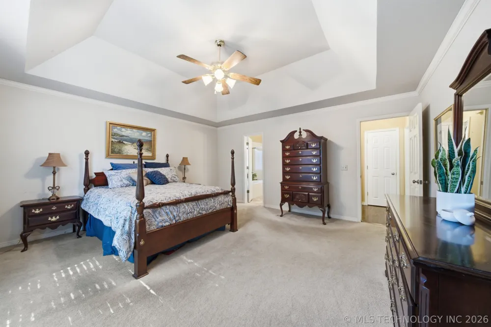 7911 S Hudson Avenue Tulsa, OK 74136